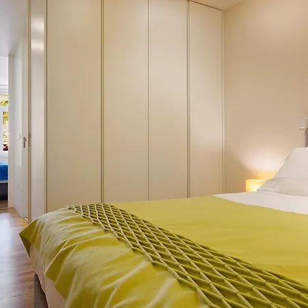 Ribeira Trendy Flat In Medieval Mercadores Street Oporto