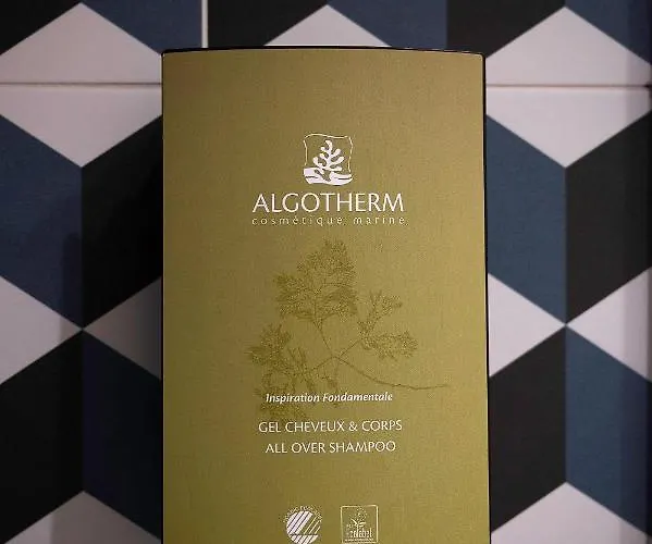 Ribeira Trendy Flat In Medieval Mercadores Street *